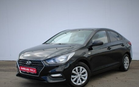 Hyundai Solaris II рестайлинг, 2018 год, 815 000 рублей, 1 фотография