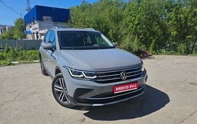 Volkswagen Tiguan II, 2022 год, 4 450 000 рублей, 1 фотография