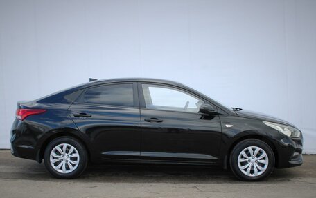 Hyundai Solaris II рестайлинг, 2018 год, 815 000 рублей, 8 фотография