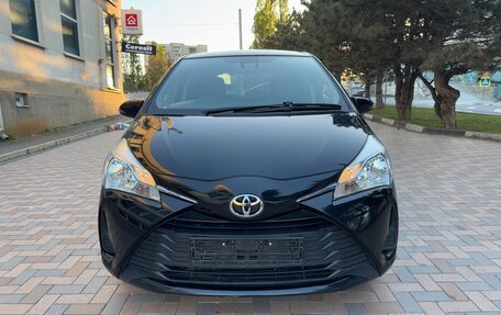 Toyota Vitz, 2018 год, 1 070 000 рублей, 2 фотография