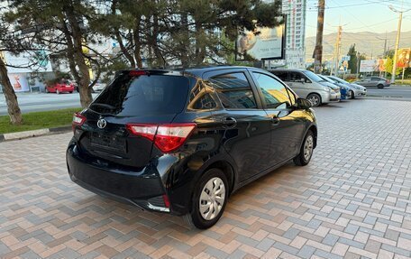 Toyota Vitz, 2018 год, 1 070 000 рублей, 4 фотография