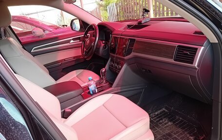 Volkswagen Teramont I, 2018 год, 3 600 000 рублей, 4 фотография