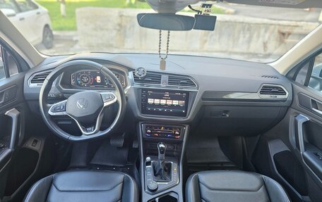 Volkswagen Tiguan II, 2022 год, 4 450 000 рублей, 17 фотография