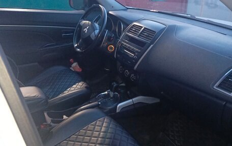 Mitsubishi ASX I рестайлинг, 2011 год, 1 100 000 рублей, 8 фотография