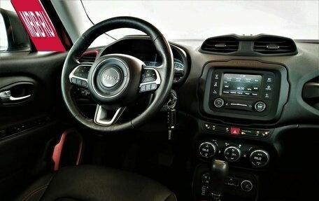 Jeep Renegade I рестайлинг, 2016 год, 2 000 000 рублей, 14 фотография
