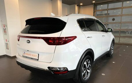 KIA Sportage IV рестайлинг, 2018 год, 2 100 000 рублей, 3 фотография