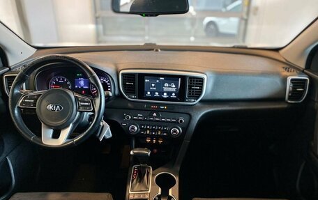 KIA Sportage IV рестайлинг, 2018 год, 2 100 000 рублей, 9 фотография