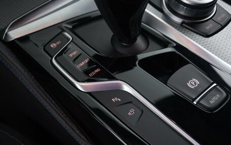 BMW 5 серия, 2019 год, 3 850 000 рублей, 31 фотография