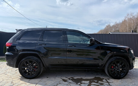 Jeep Grand Cherokee, 2018 год, 3 800 000 рублей, 4 фотография