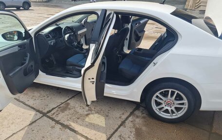 Volkswagen Jetta VI, 2013 год, 1 290 000 рублей, 2 фотография