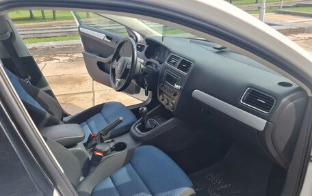 Volkswagen Jetta VI, 2013 год, 1 290 000 рублей, 14 фотография