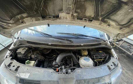 Volkswagen Transporter T5 рестайлинг, 2012 год, 570 000 рублей, 8 фотография