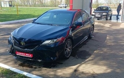 Toyota Camry, 2018 год, 1 850 000 рублей, 1 фотография