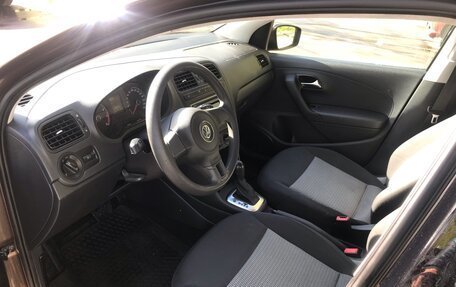 Volkswagen Polo VI (EU Market), 2015 год, 700 000 рублей, 11 фотография