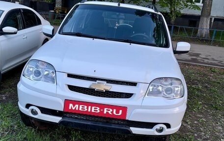 Chevrolet Niva I рестайлинг, 2014 год, 600 000 рублей, 11 фотография