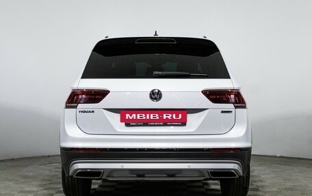 Volkswagen Tiguan II, 2020 год, 2 679 898 рублей, 6 фотография