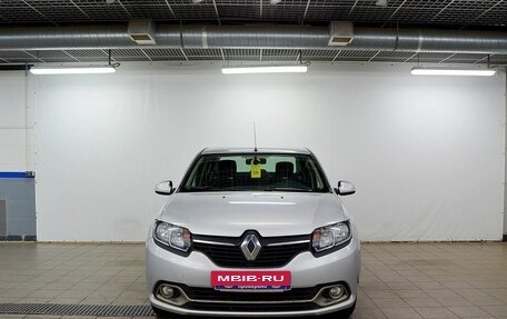 Renault Logan II, 2015 год, 790 000 рублей, 6 фотография