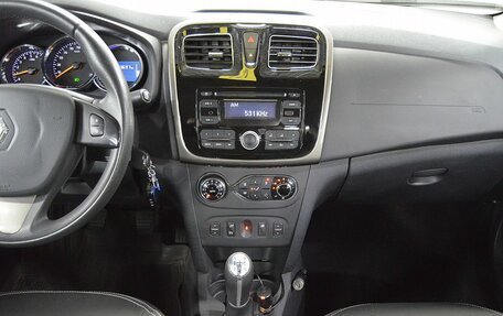 Renault Logan II, 2015 год, 790 000 рублей, 14 фотография