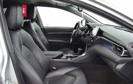 Toyota Camry, 2021 год, 2 670 000 рублей, 26 фотография