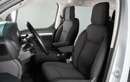 Peugeot Traveller I, 2018 год, 2 899 000 рублей, 11 фотография