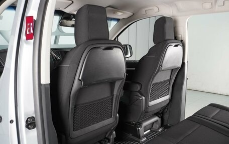 Peugeot Traveller I, 2018 год, 2 899 000 рублей, 13 фотография