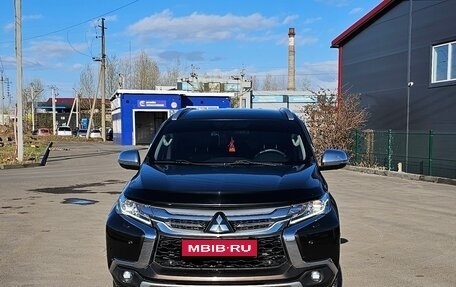 Mitsubishi Pajero Sport III рестайлинг, 2017 год, 3 450 000 рублей, 1 фотография