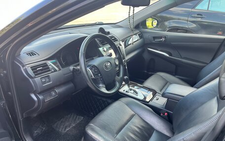 Toyota Camry, 2014 год, 1 950 000 рублей, 16 фотография