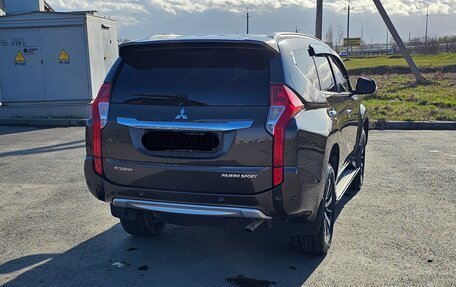 Mitsubishi Pajero Sport III рестайлинг, 2017 год, 3 450 000 рублей, 4 фотография