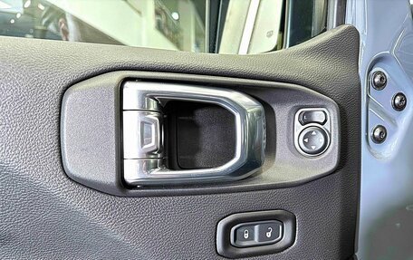 Jeep Wrangler, 2024 год, 17 200 000 рублей, 21 фотография