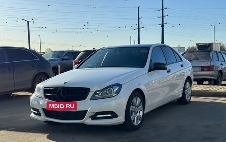 Mercedes-Benz C-Класс, 2013 год, 1 600 000 рублей, 2 фотография