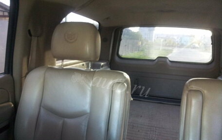 GMC Yukon III, 2004 год, 1 000 000 рублей, 2 фотография