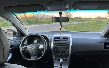Toyota Corolla, 2011 год, 1 200 000 рублей, 28 фотография