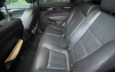 KIA Sorento II рестайлинг, 2013 год, 1 940 000 рублей, 18 фотография