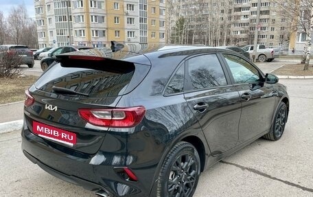 KIA cee'd III, 2022 год, 2 240 000 рублей, 2 фотография