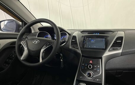 Hyundai Elantra V, 2015 год, 1 070 000 рублей, 12 фотография