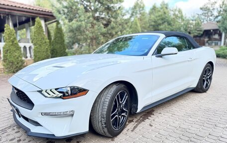 Ford Mustang VI рестайлинг, 2022 год, 4 500 000 рублей, 10 фотография