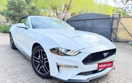 Ford Mustang VI рестайлинг, 2022 год, 4 500 000 рублей, 6 фотография