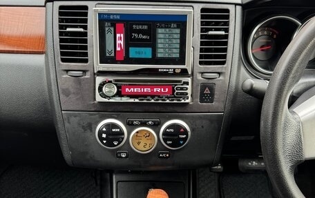 Nissan Tiida, 2004 год, 485 000 рублей, 28 фотография