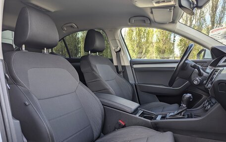 Skoda Superb III рестайлинг, 2016 год, 1 850 000 рублей, 16 фотография
