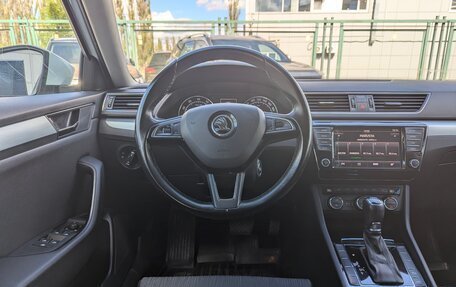 Skoda Superb III рестайлинг, 2016 год, 1 850 000 рублей, 21 фотография