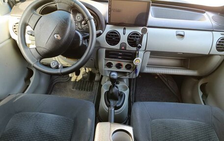 Renault Kangoo II рестайлинг, 2003 год, 680 000 рублей, 1 фотография