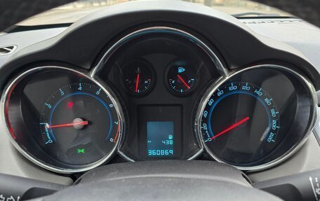 Chevrolet Cruze II, 2011 год, 559 000 рублей, 4 фотография