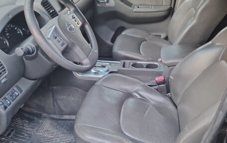 Nissan Navara (Frontier), 2010 год, 1 750 000 рублей, 4 фотография