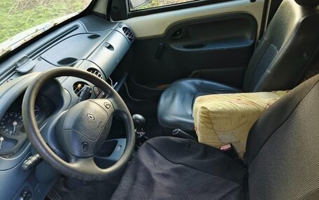 Renault Kangoo II рестайлинг, 1997 год, 350 000 рублей, 8 фотография