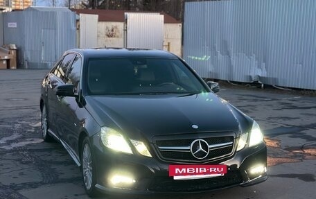 Mercedes-Benz E-Класс, 2011 год, 1 390 000 рублей, 3 фотография