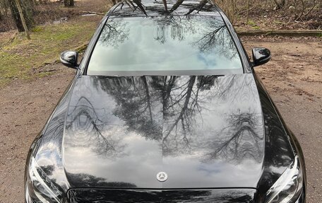 Mercedes-Benz C-Класс, 2017 год, 2 900 000 рублей, 4 фотография