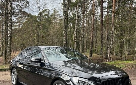 Mercedes-Benz C-Класс, 2017 год, 2 900 000 рублей, 2 фотография