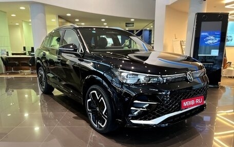 Volkswagen Tiguan, 2024 год, 4 990 000 рублей, 1 фотография
