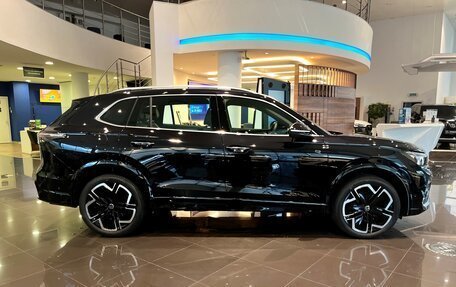 Volkswagen Tiguan, 2024 год, 4 990 000 рублей, 8 фотография