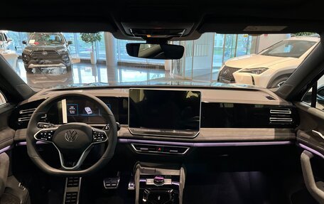 Volkswagen Tiguan, 2024 год, 4 990 000 рублей, 12 фотография